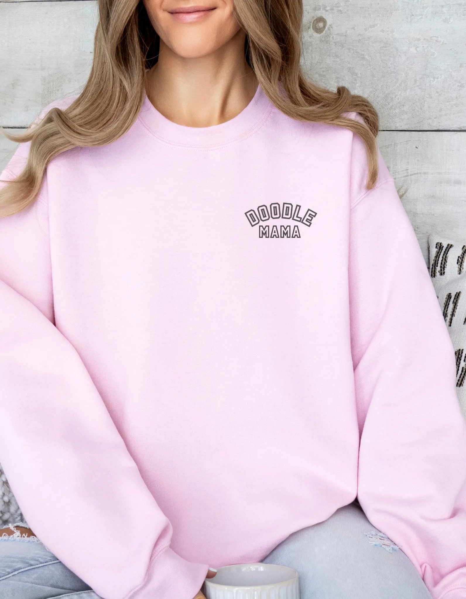 Doodle Mom Pullover Sweatshirt – Cozy Crewneck for Proud Dog Moms