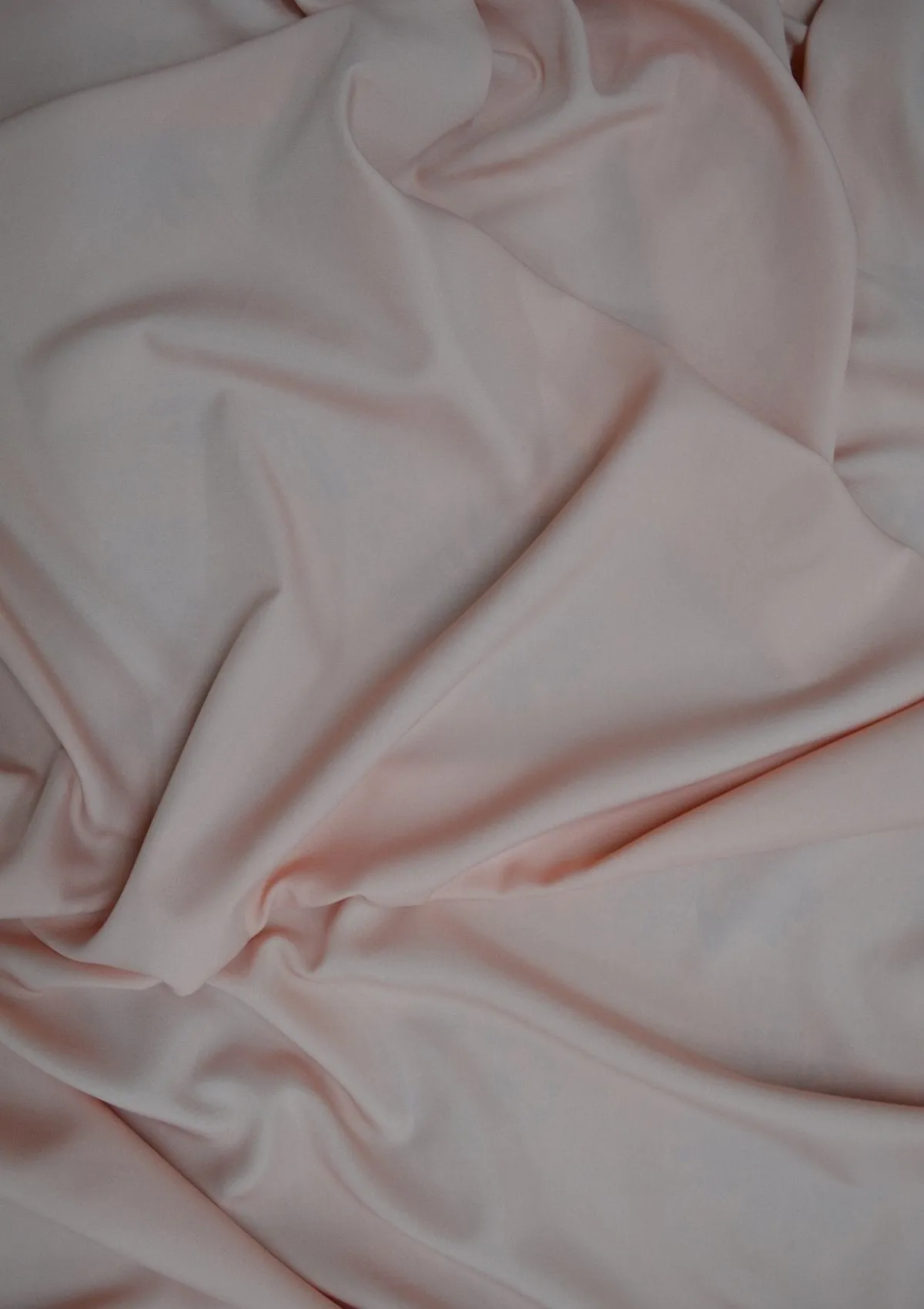 Dusky Peach Crepe Dress Fabric Soft Touch Multiversatile Use Linings/craft/ 44/45"