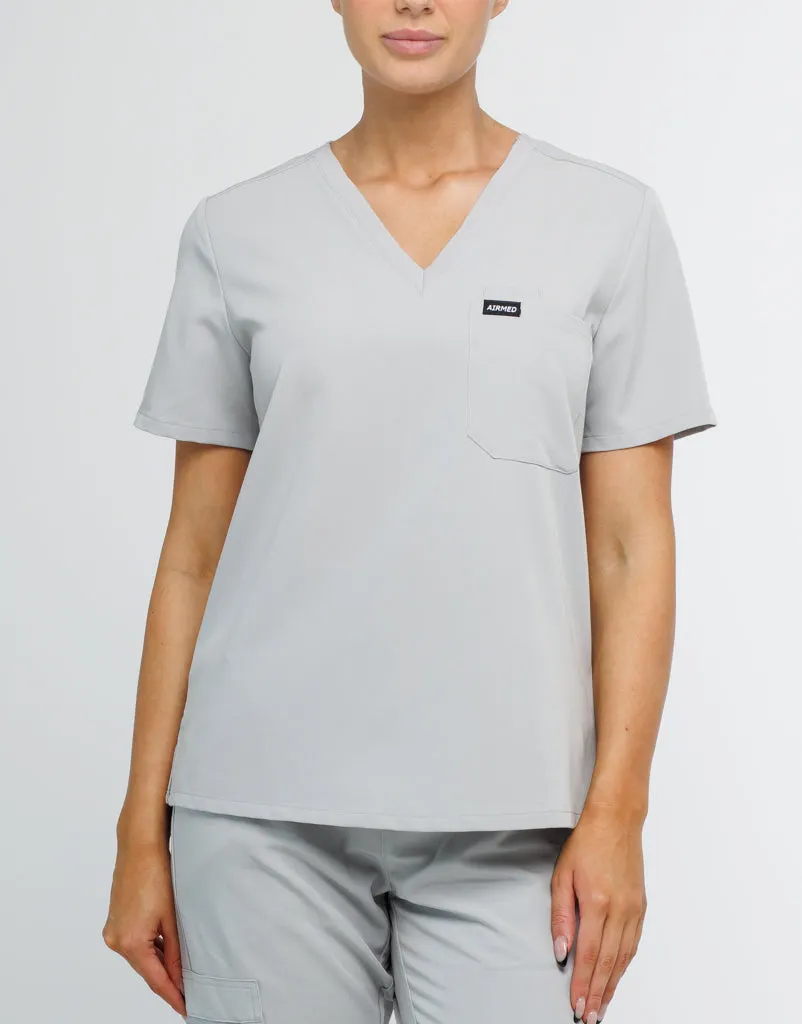 Essential One Pocket V Neck Scrub Top - Tail Light