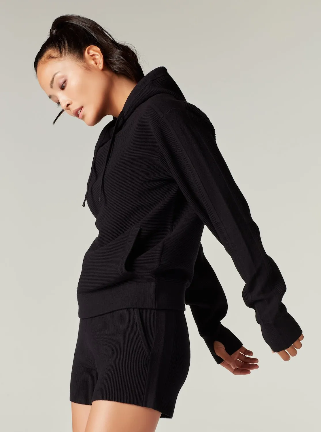 Portola Pullover Hoodie - Black