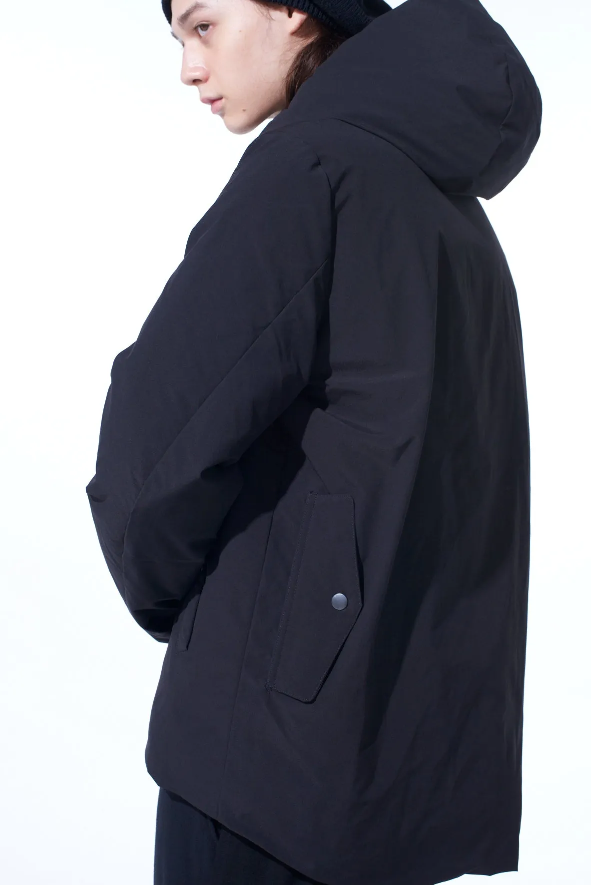 【S'YTE X TAION】STITCHLESS HOODED DOWN JACKET